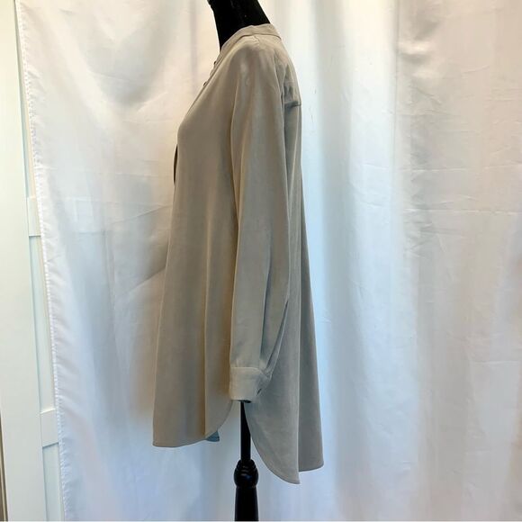 ARITZIA Babaton taupe brown Peverell 100 % silk long sleeve V-neck tunic blouse - Picture 8 of 14
